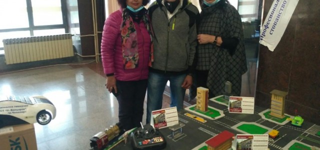 IMG-c1298a6322d6cacc6bd3a81cb4c555f4-V